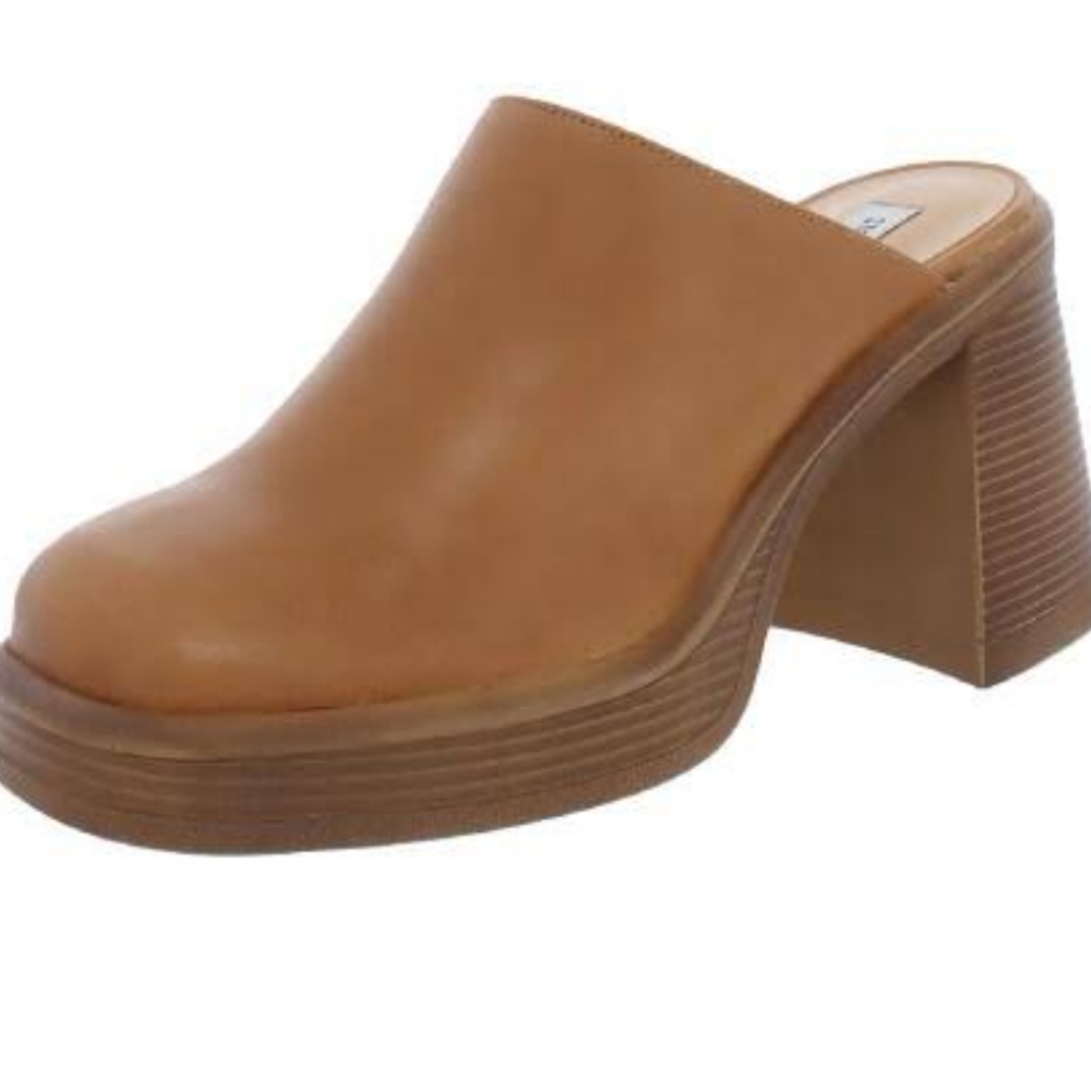 Steve Madden Flirtie Platform Mule. . Size 9